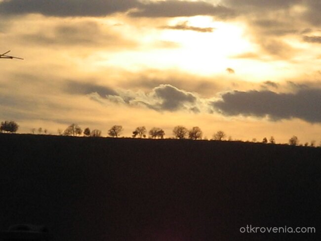 На хълма,по залез
