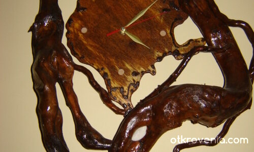 Дървения часовник