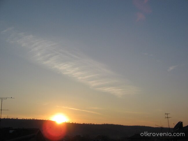 Ще дойде на пръсти вечерта...
