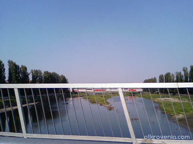 По моста на Пловдив