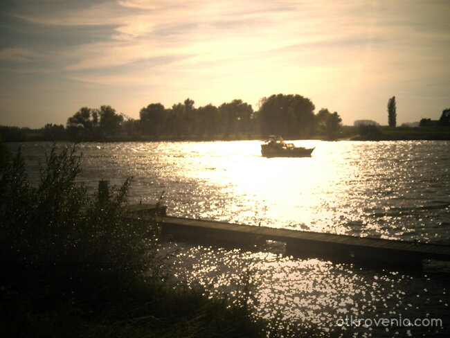 На слънчевата пътека.