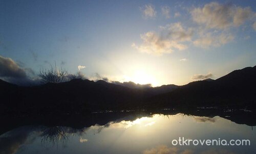 Athair ar Neamh (Отец на небесата)