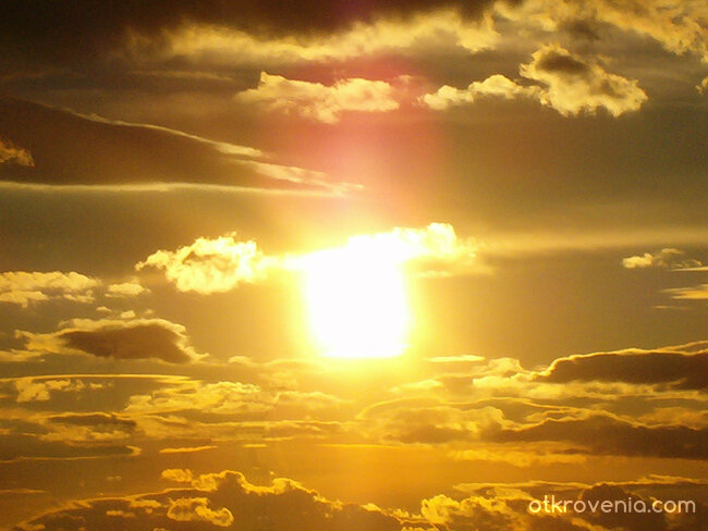 Ослепителен залез