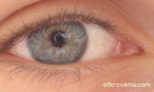 Пленяващо око 