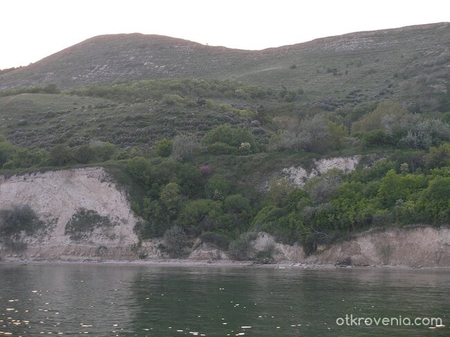 Бялата лагуна