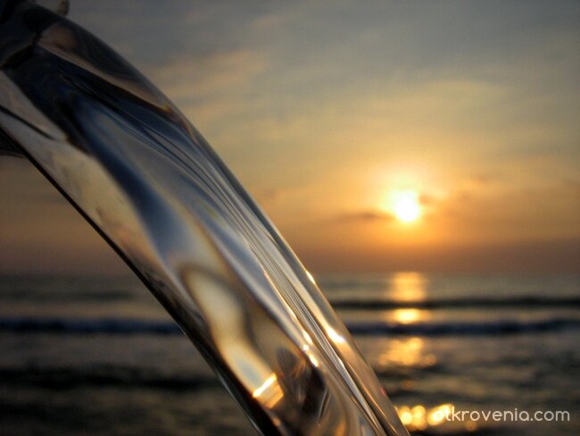 В зората на новия ден - творческа треска... "Изяществото на водата"