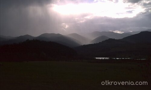 и се отвори небето