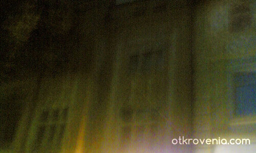 Вечерта рисува живопис