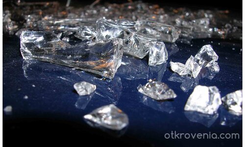 "Море от стъкла"