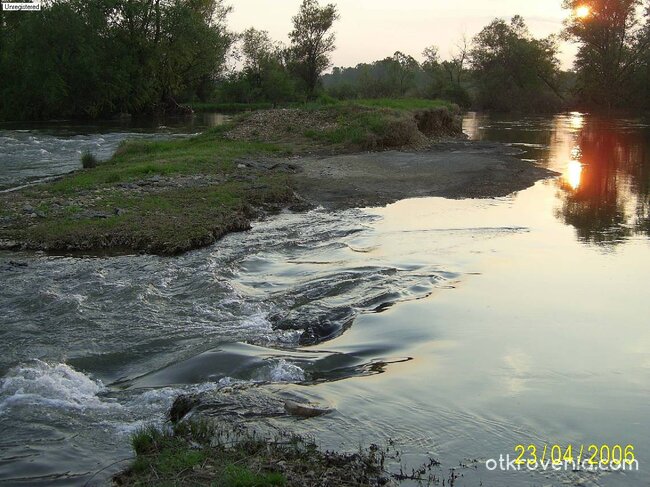 Залез /р.Росица,с.Лесичери/