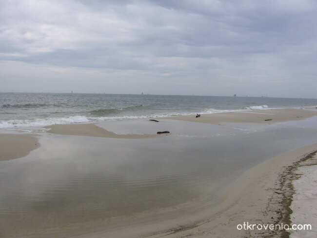 Водата си отива