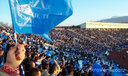 колко сме много сините