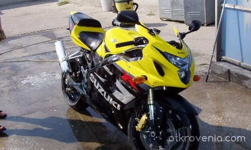 Колко съм лъскав,след баня,а?!