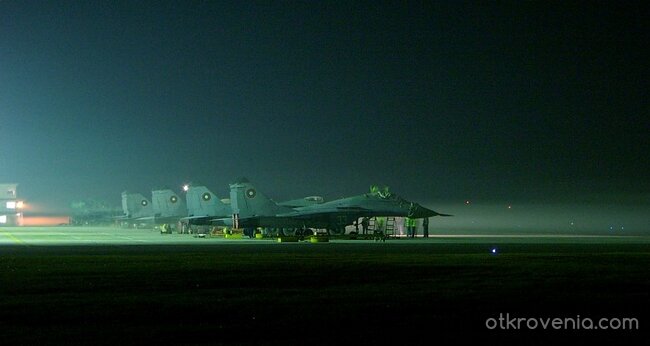 Нощна смяна...