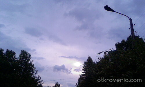 Мрачно небе