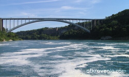 Пенливи Води