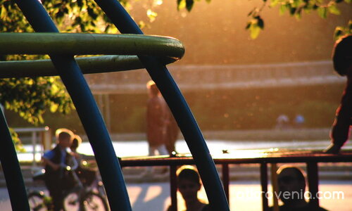 Детска площадка