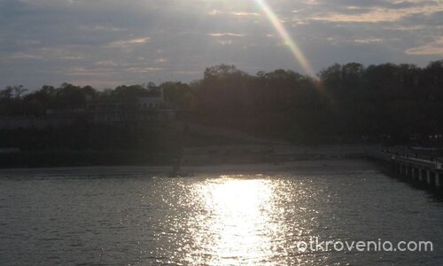 Последна милувка с морския бряг