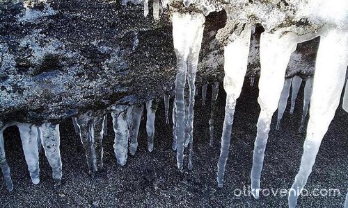 Леден затвор