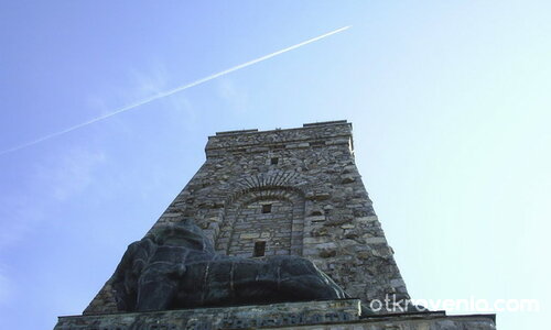 Паметник и Самолет, Ново и Старо(шипка)