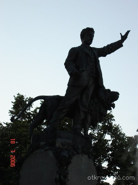 Васил Левски на тъмно :)