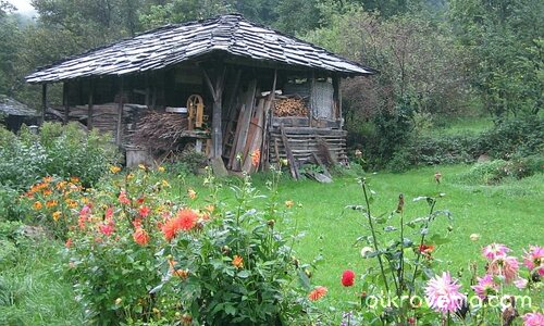 Kъща в планината ;)