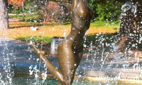 момиче на всички сезони...