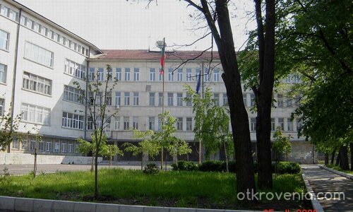 Българското знаме в"ПМГ.Акад.Н.Обрешков"Бс