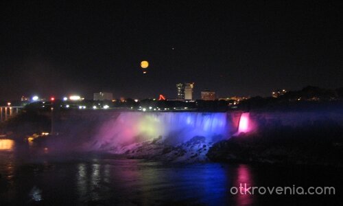 Ниагара в нощта