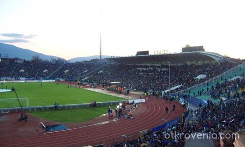 Левски-Шалке 04