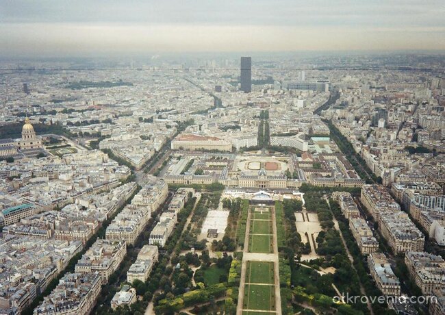 Париж от 300 метра