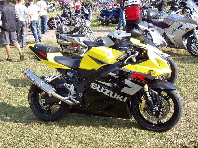 Suzuki GSX 750 R