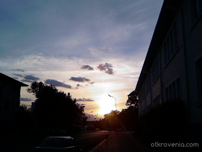 Красив залез